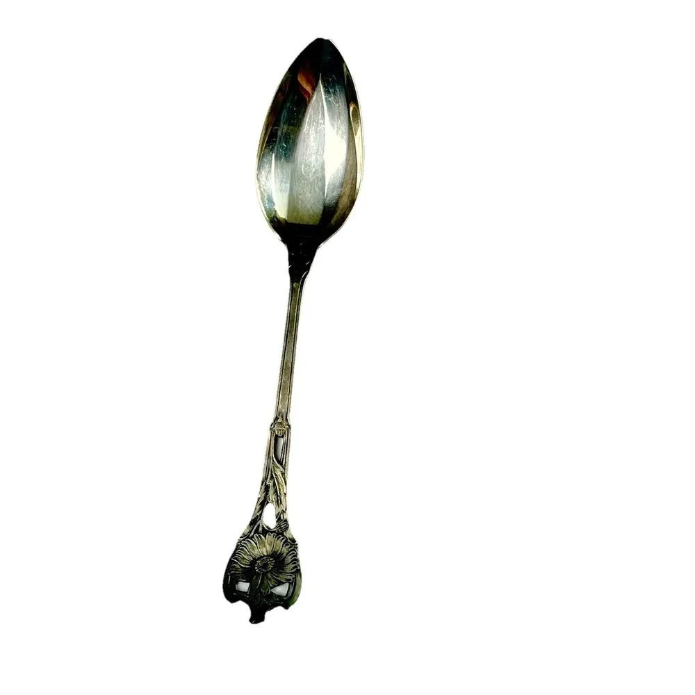 Whiting Daisy Sterling Silver Grapefruit Fruit‎ Spoon Antique 1880s Floral Art
